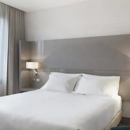 Nh Szálloda 4*